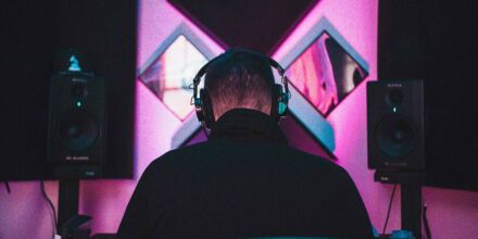 Die besten Streamingdienste für DJs 2026 – was sie wirklich können
