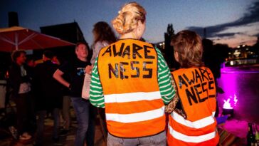 "Awareness-Mappe": Vienna Club Commission veröffentlicht Leitfaden für sicheres Feiern in Wien