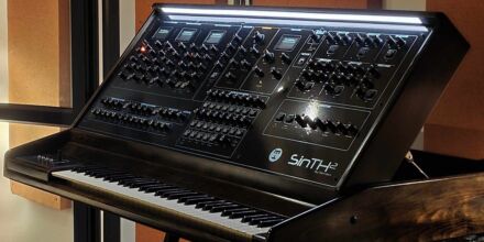 Tom Horn SinTH2: Digitaler Monster-Synthesizer aus Polen
