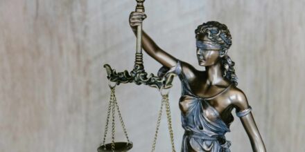 Erstinstanzlicher Erfolg der GEMA im Rechtsstreit gegen Suno