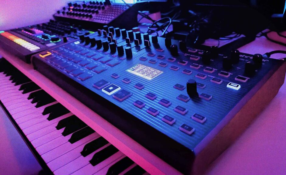 Behringer BMX im Test: Zwischen Vintage-Sound und moderner Hybrid-Technik