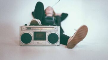 Entdeckt Musik, von der ihr nicht wusstet, dass ihr sie braucht – im Radio