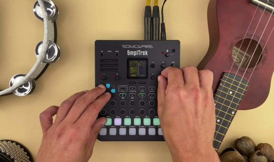 Sonicware SmplTrek | Techno Jam (No Talking)