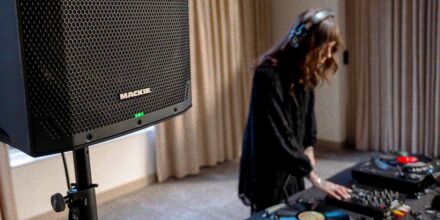 Mackie Thump12v4: Was kann Mackies neue Aktivbox für DJs und Live-Acts?