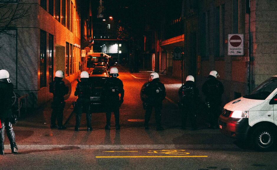 Schüsse bei Techno-Festival in Aarau: 22-jährige Frau stirbt, mehrere Verletzte