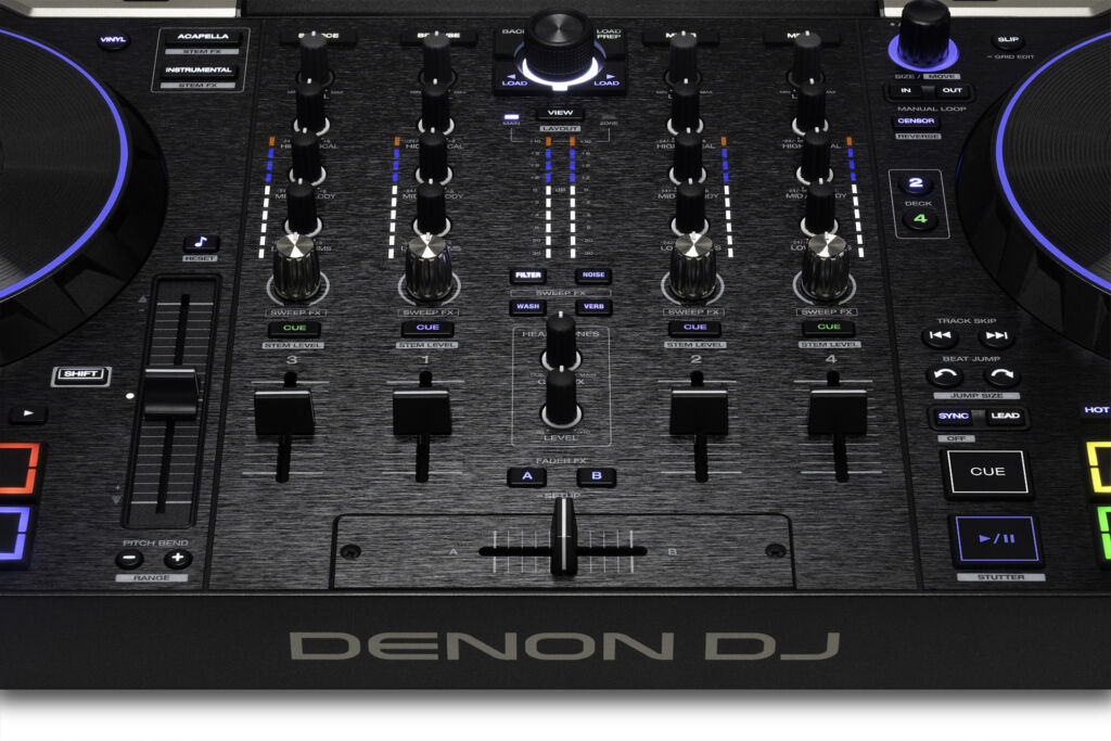 Die Mixer-Sektion erlaubt die Kontrolle von Stems mit den EQ-Reglern.
Denon DJ Prime 4 - Mixer