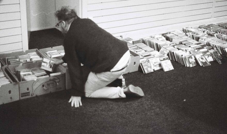 Kommt die CD zurück? Verkäufe hängen 2026 sogar den Vinyl-Hype ab
