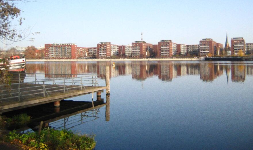 Wohnen statt Feiern? Berlins Clubkultur kämpft um Platz an der Rummelsburger Bucht