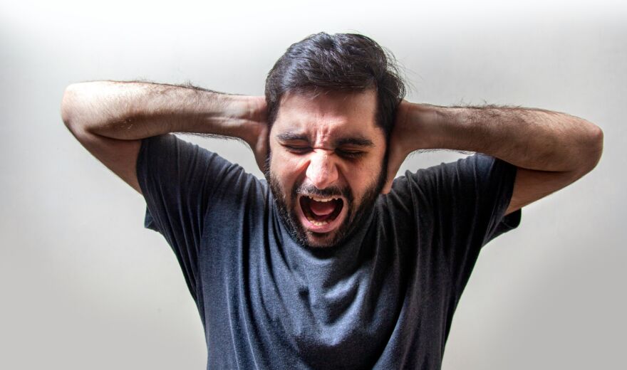 Durchbruch bei Tinnitus-Forschung: Warum das unheilbare Club-Trauma endlich greifbare Heilungschancen bekommt