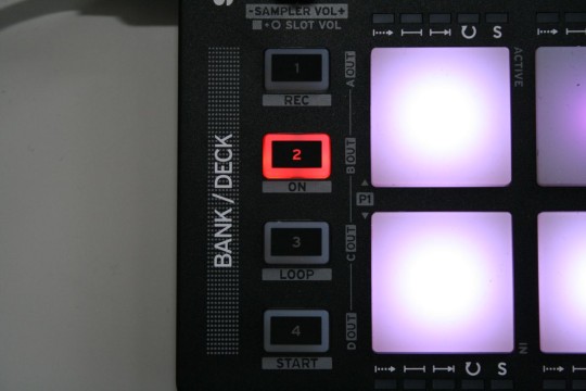 Reloop Neon - Bank/Deck-Taster