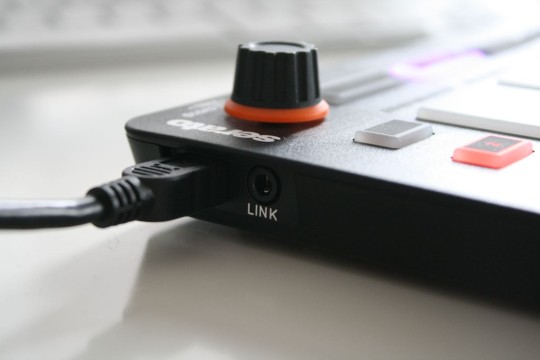 Reloop Neon - Anschl&uuml;sse