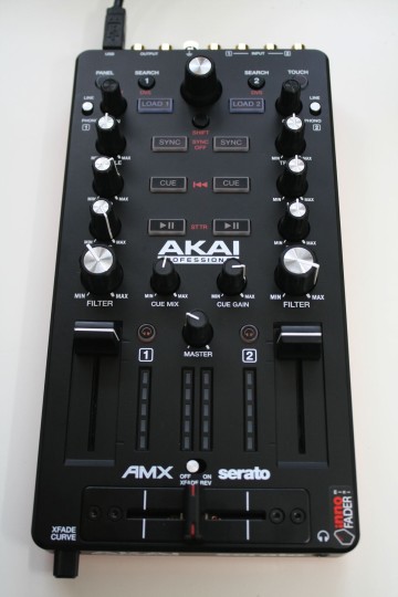 AKAI AMX
