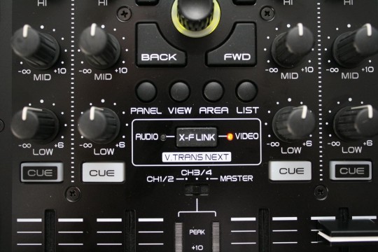 Denon MC6000 MK2 - Crossfader