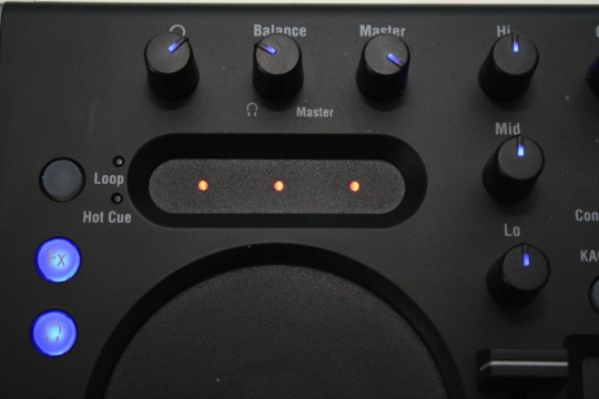 Mit den Touchslidern lassen sich Che-Punkte, Loops und Pitchbends steuern