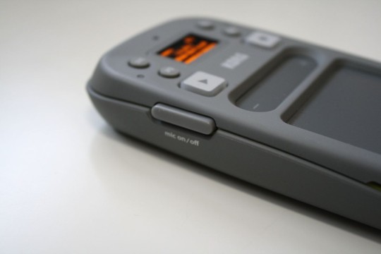 Korg Kaossilator 2S - Mikrofonschalter