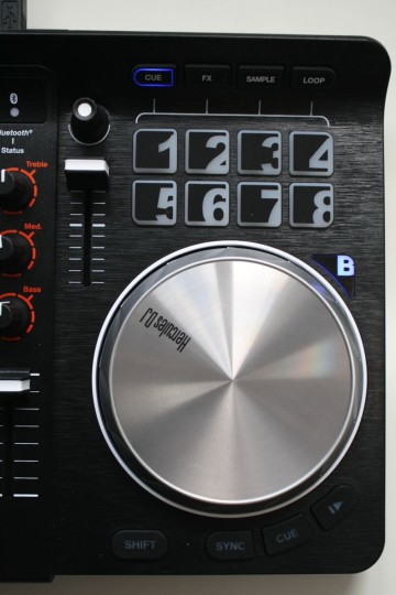 Hercules Universal DJ - Decks mit Jog-Wheels