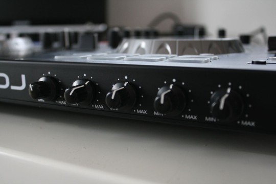 Denon DJ - MC4000 - Mikrofonsteuerung