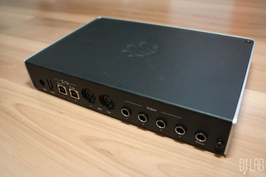 iConnectAUDIO4+ - Anschl&uuml;sse