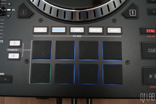 Numark NS7 III - Akai-Pads