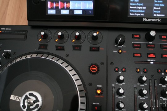 Numark NS7 III - Effekte mit Touch-Steueurng