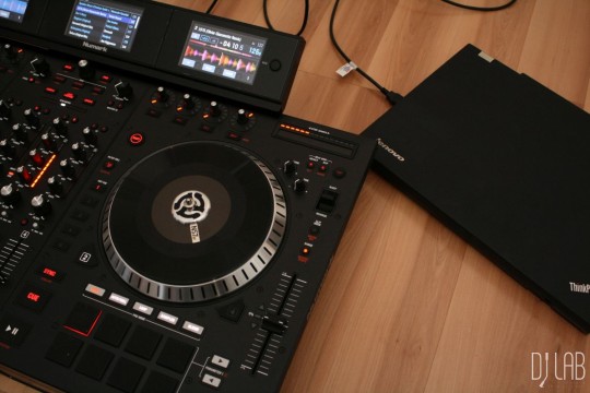 Numark NS7 III - Computer kann zugeklappt werden